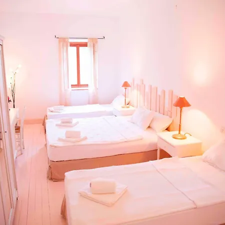 Hazz Otel *