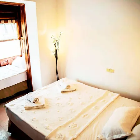 Otel Hazz *